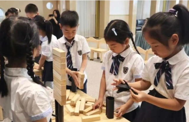 硬核方案以法守護育幼底線高標準落地落實學前教育普及普惠