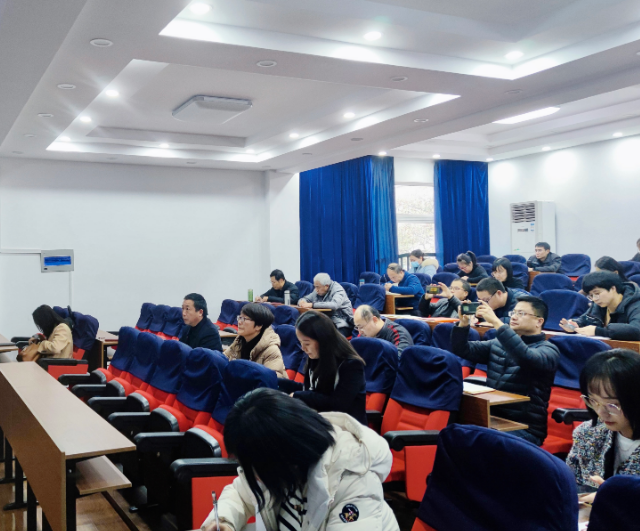 全域貫通全程賦能的教育生態(tài)系統(tǒng)將終身學(xué)習(xí)的理念轉(zhuǎn)化為生動(dòng)實(shí)踐