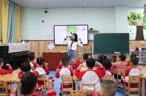 強化師資核心融通資源網絡構筑高質量的幼兒運動發展新生態