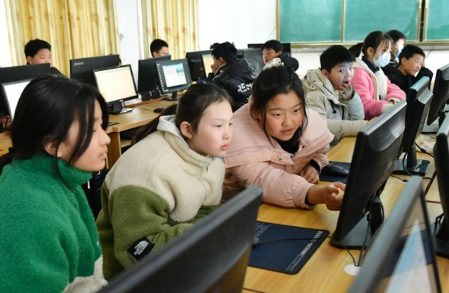 發掘本地資源經過多學科交融的教育辦法科技教育的實踐經驗