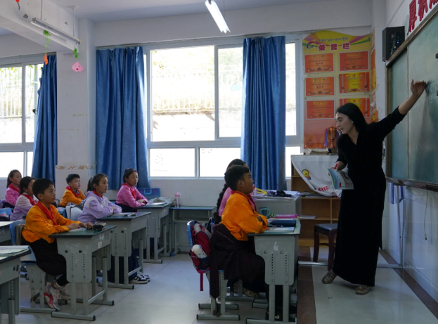 運用中平均每節課要進行4-5次的有效互動和數據反饋