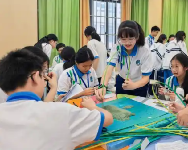 讓學生在課后韶光收成知識與趣味推動“雙減”作業提質增效 讓學生在課后韶光收成知識與趣味推動“雙減”作業提質增效