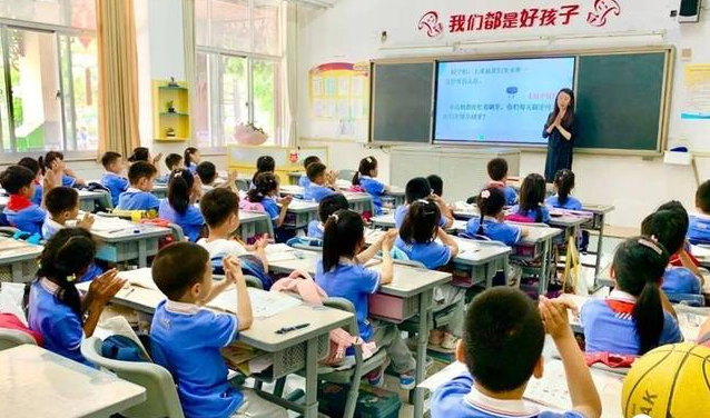 學校試點覆蓋學生引導教育回歸育人本源促進學生全面發展成才 學校試點覆蓋學生引導教育回歸育人本源促進學生全面發展成才