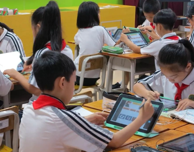 數據洞察對課程內容教育方法和評估系統進行系統性優化 數據洞察對課程內容教育方法和評估系統進行系統性優化