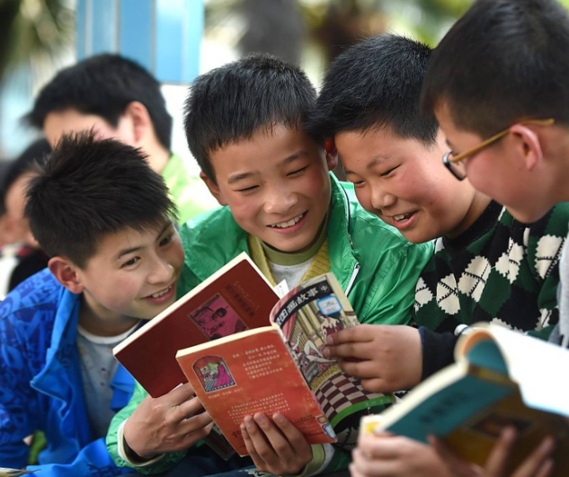 讓書香觸手可及讓習氣自然生長采取軟硬并重的推進戰略